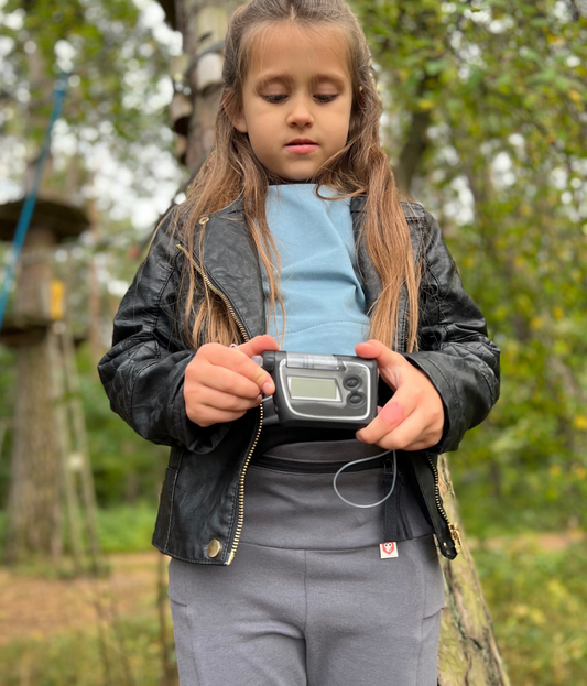 The Game-Changer in Kids' Fashion: Adaptive Clothes for Insulin Pumps